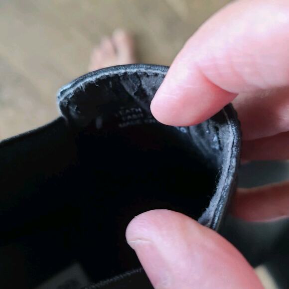 Steve Madden Chelsea Ankle Boots Black Leather Block Heel Size 9 M Pull On Goth - Picture 8 of 14